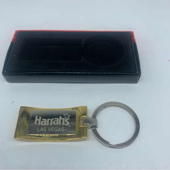 Vintage Harrah’s Las Vegas Money Clip Key Chain Attractive Gold and Silver Tone - Picture 5 of 8